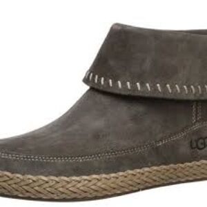 UGG Varney braided sole booties size 9 in slate